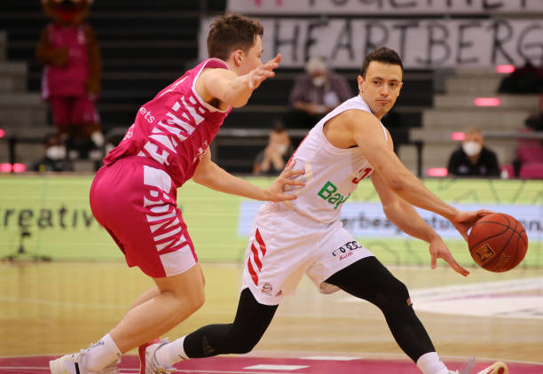 综合来看 综合来看